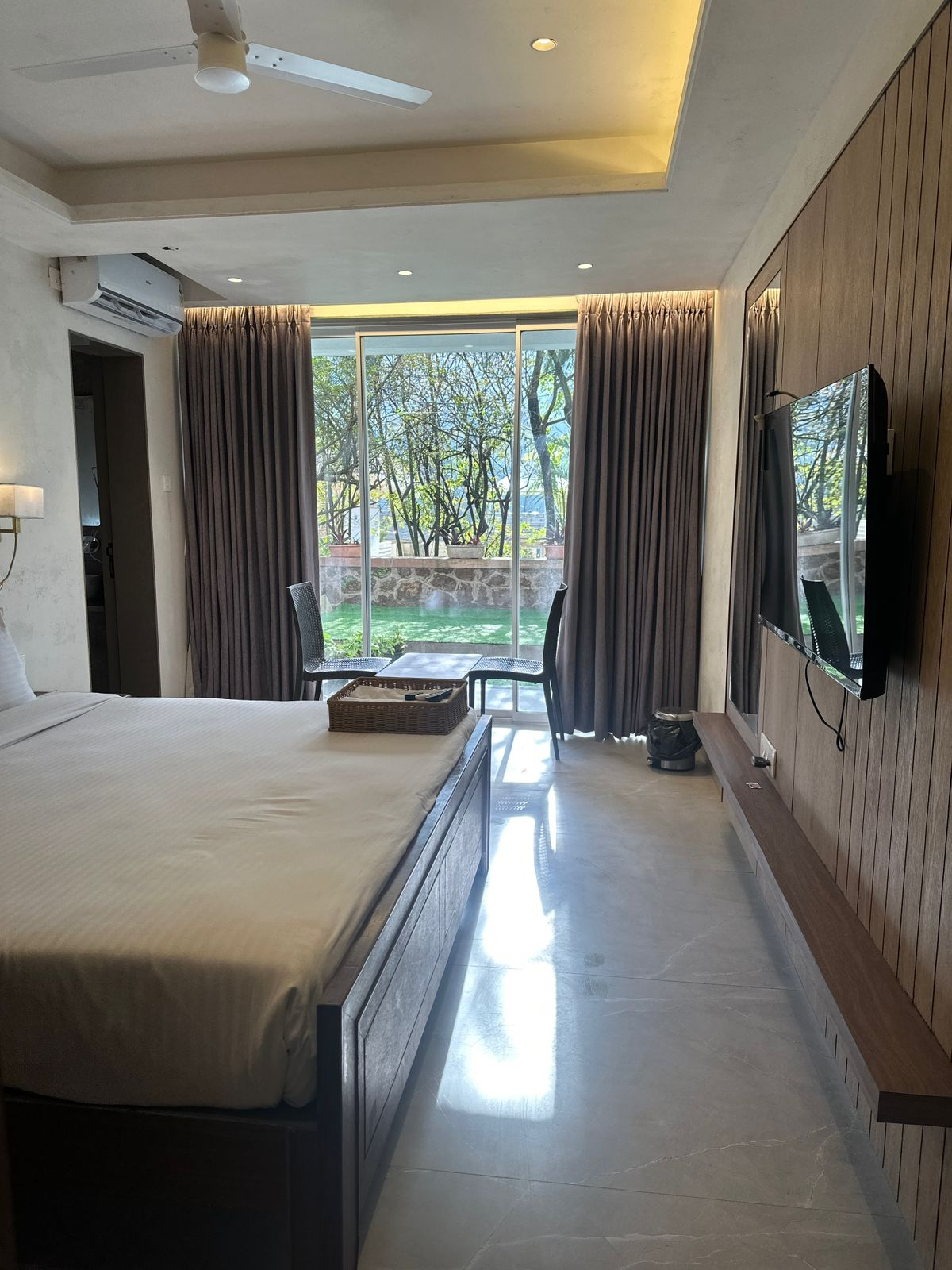 Standard Deluxe Room with Balcony